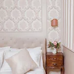 Maison Bonheur Bed & Breakfast